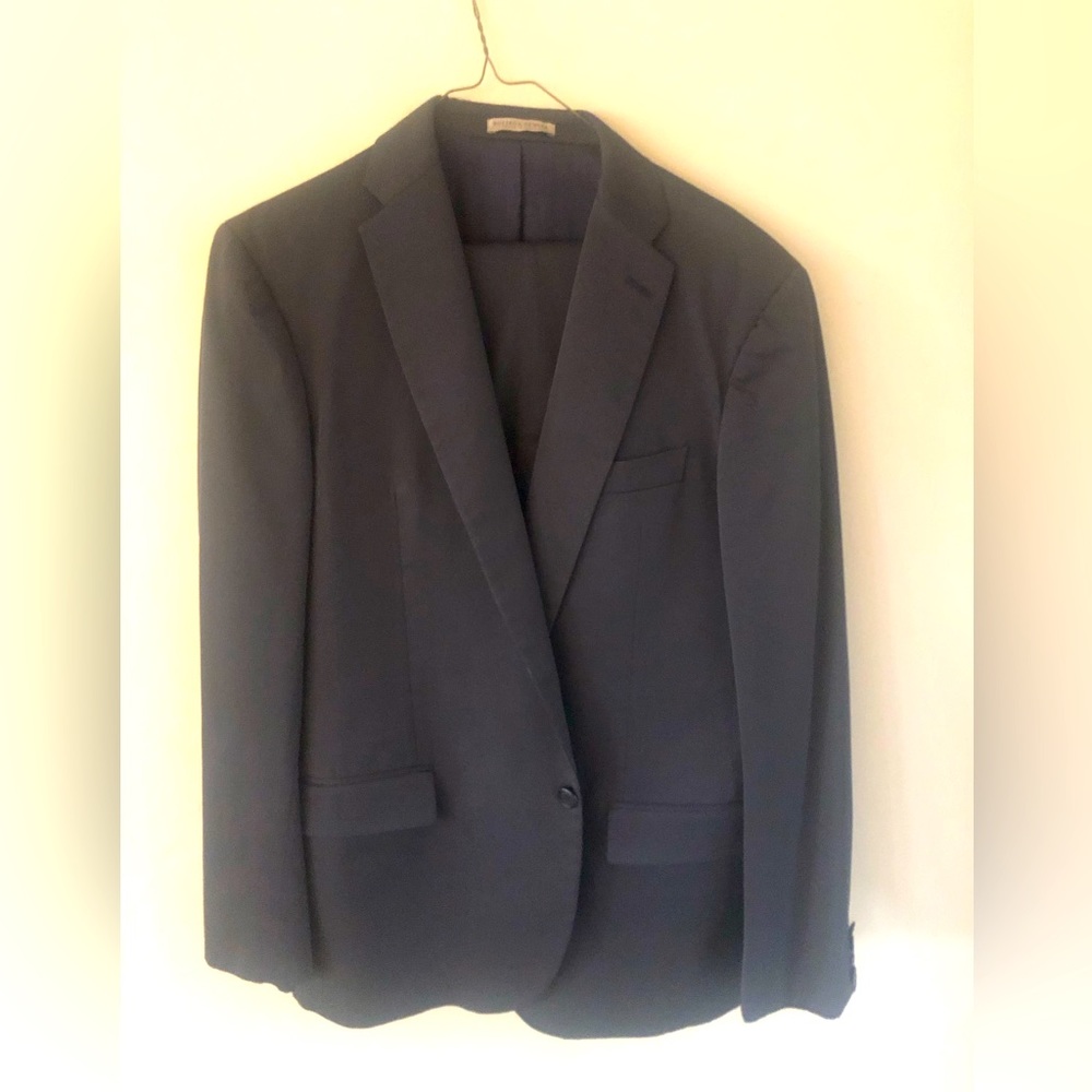Bottega Veneta Italian Suit-worn twice, size 52